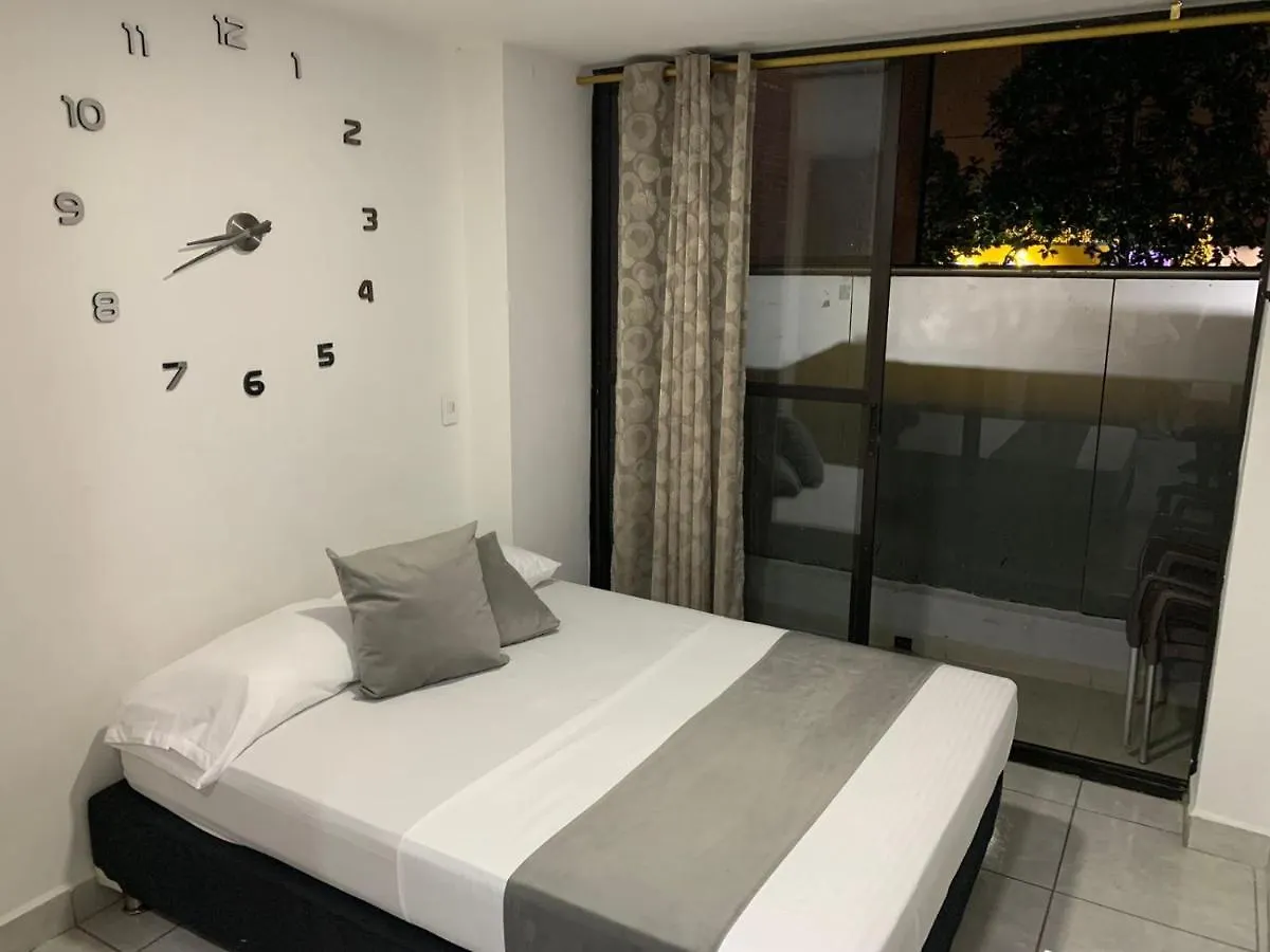 Apartamento Amoblado, En Medellin 0*,  Colombia